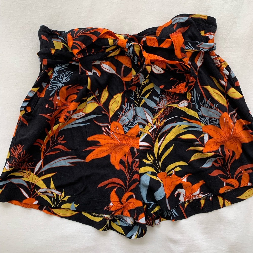 Floral paper bag shorts